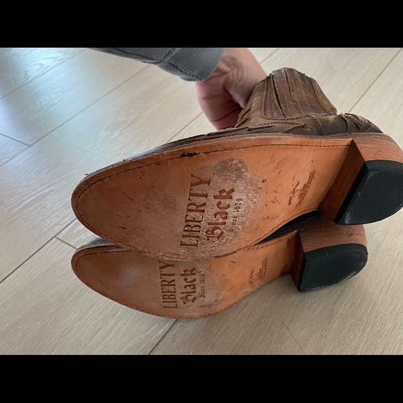 Liberty Black boots - Picture 5 of 5